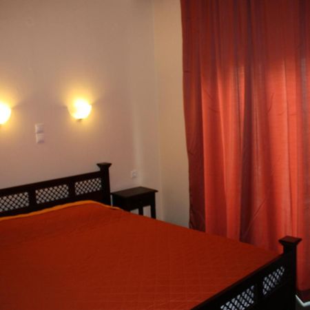Dionyssos Hotel Limenas  Exterior photo